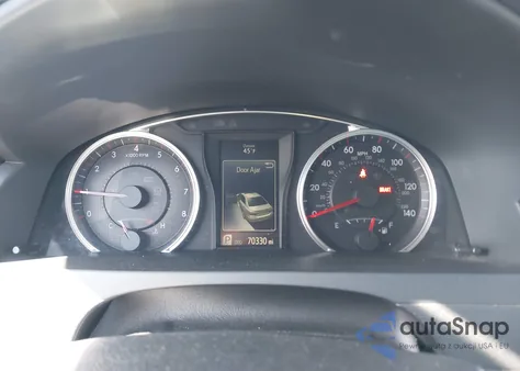 2016 Toyota Camry Se z USA, uszkodzony, nr VIN 4T1BF1FK6GU235300